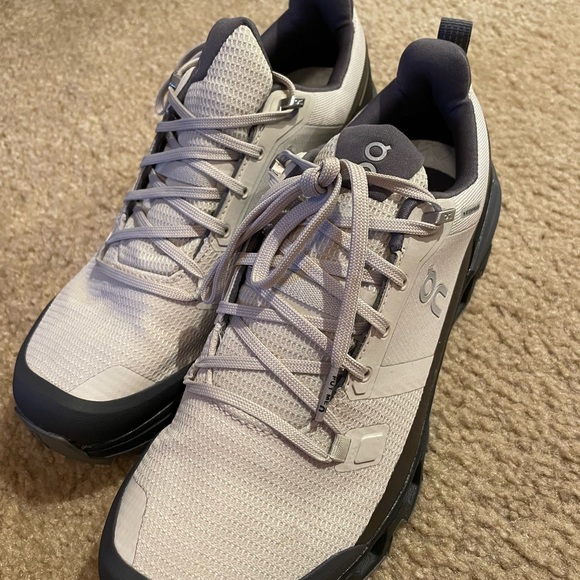 On Cloud Wander Waterproof sneakers - Picture 3 of 7